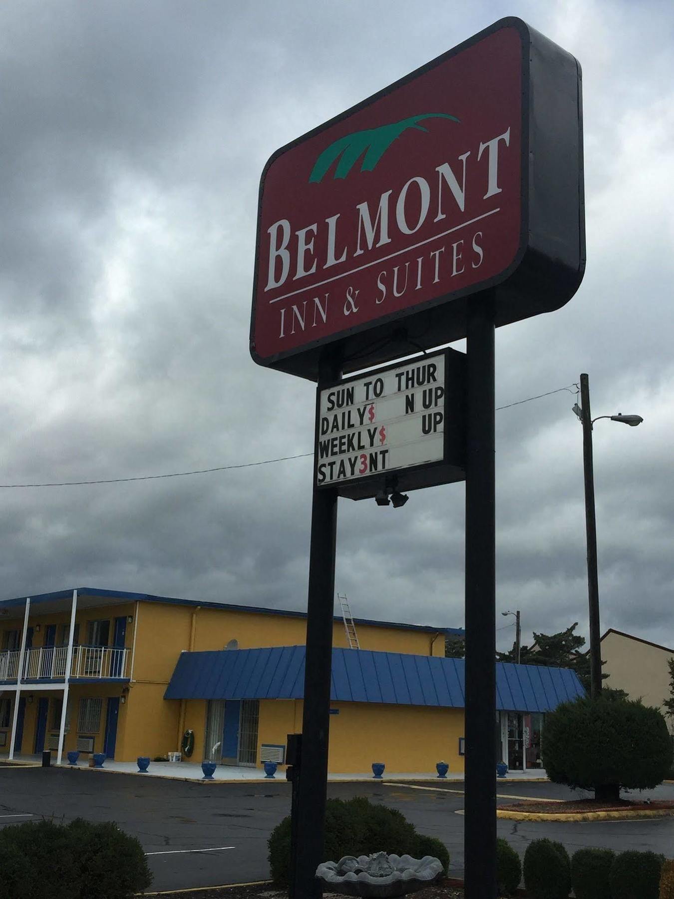 המפטון Belmont Inn And Suites מראה חיצוני תמונה
